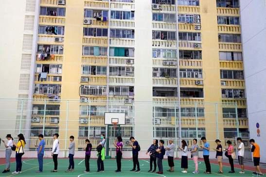 Hong Kong 🇭🇰 Voters Show Strong Support for Pro-Democracy Forces